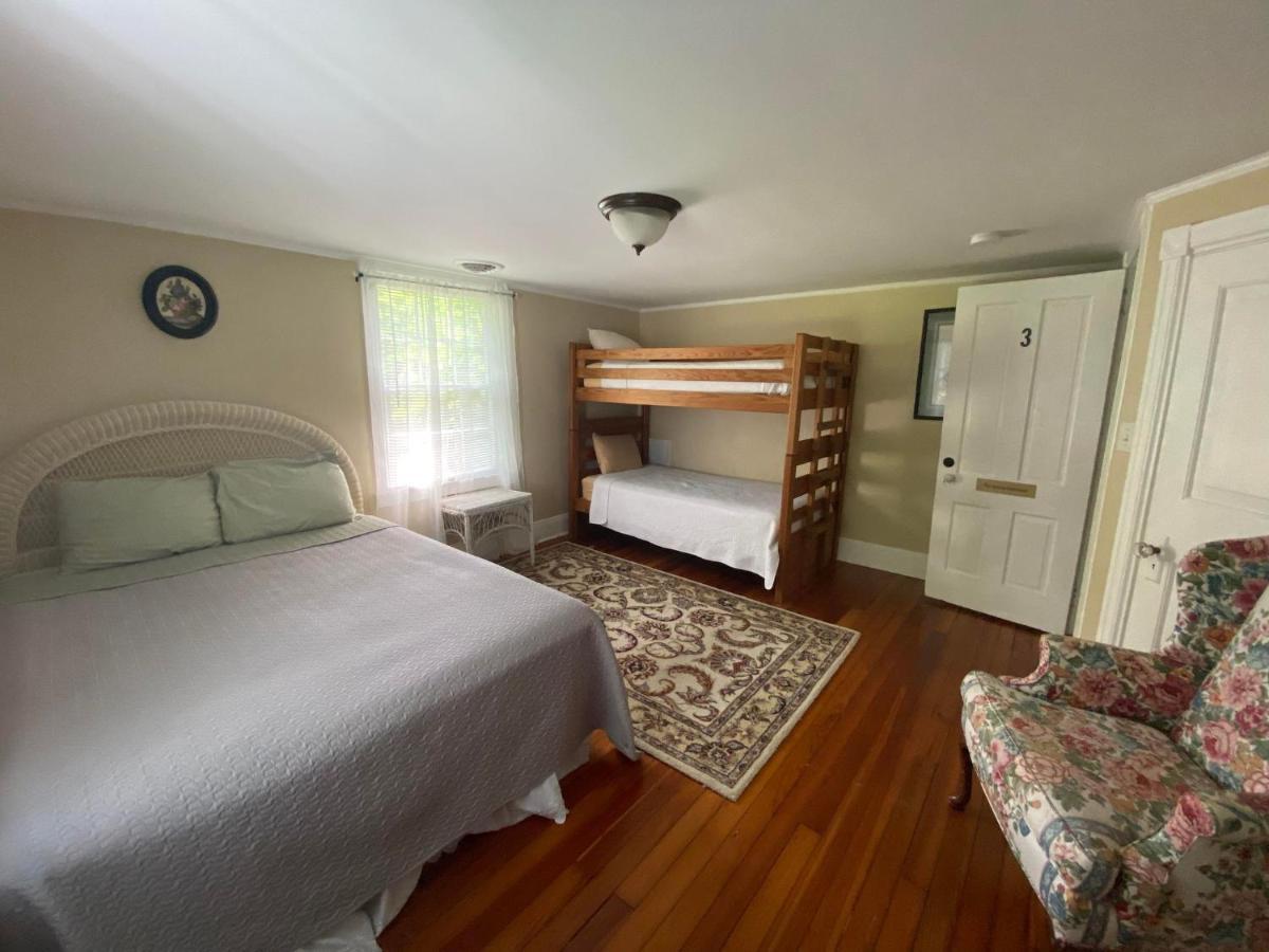 Historic Rosemont Manor Hotel Berryville Bagian luar foto