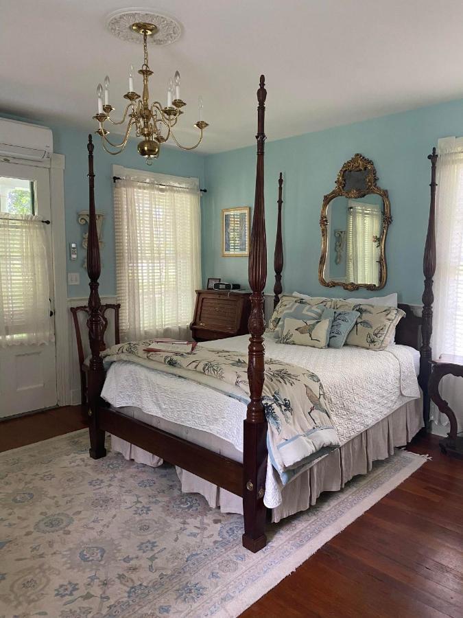 Historic Rosemont Manor Hotel Berryville Bagian luar foto