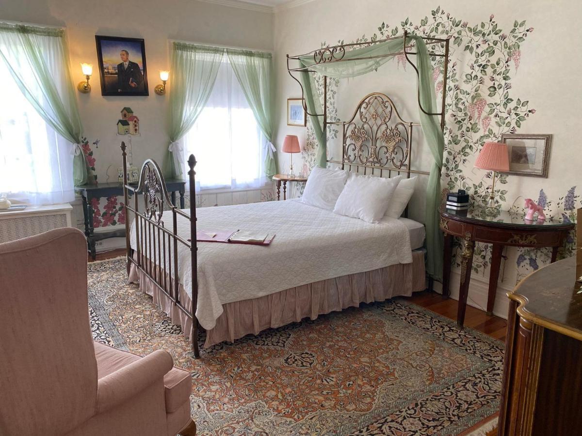 Historic Rosemont Manor Hotel Berryville Bagian luar foto