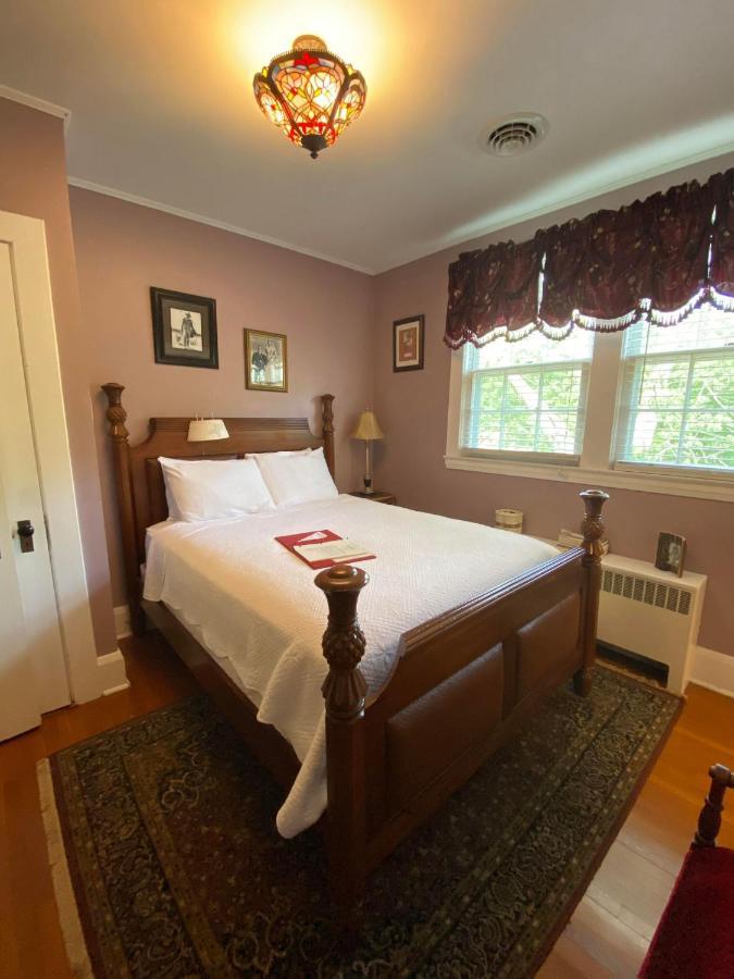 Historic Rosemont Manor Hotel Berryville Bagian luar foto